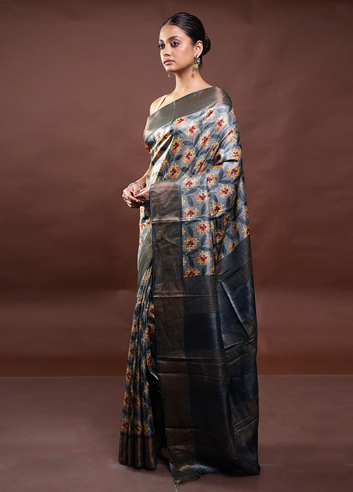 Grey Tussar Silk Saree With Blouse Piece