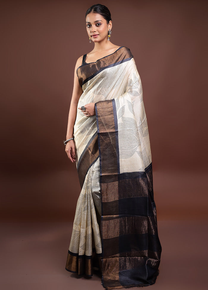 Cream Tussar Silk Saree With Blouse Piece