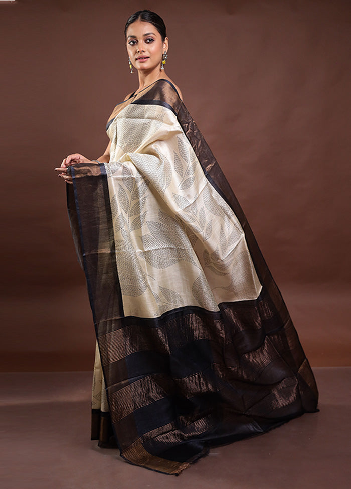 Cream Tussar Silk Saree With Blouse Piece