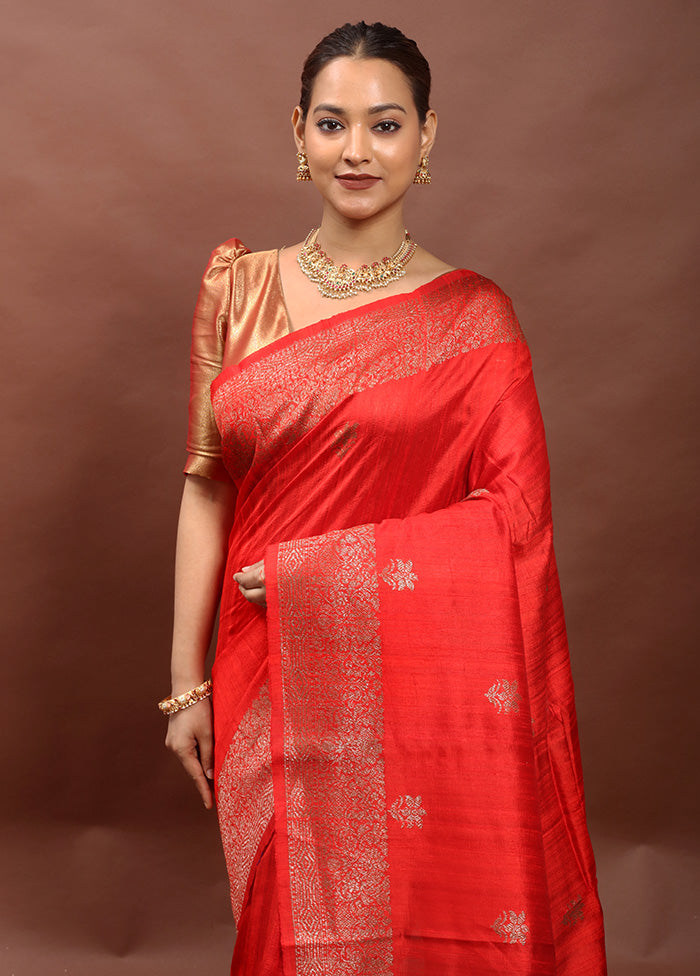 Red Handloom Tussar Pure Silk Saree With Blouse Piece