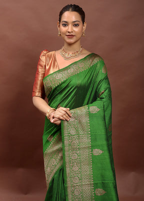 Green Handloom Tussar Pure Silk Saree With Blouse Piece