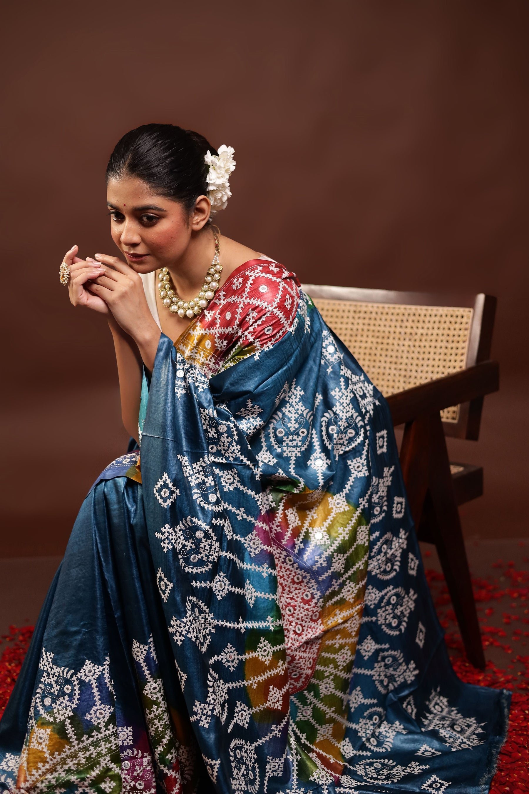 Blue Handloom Kantha Stitch Pure Silk Saree With Blouse Piece