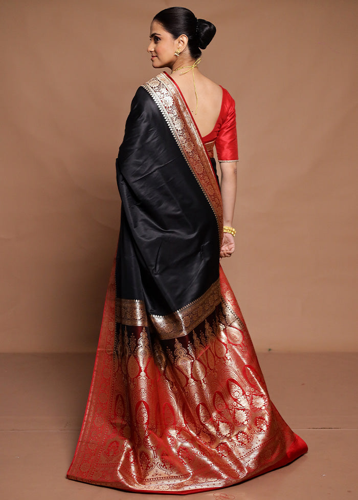 Black Banarasi Silk Saree With Blouse Piece