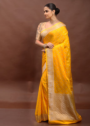 Yellow Katan Silk Saree With Blouse Piece