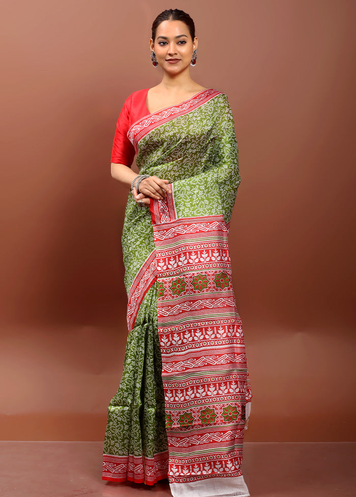 Green Printed Pure Silk Saree Without Blouse Piece