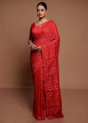 Red Tant Jamdani Saree Without Blouse Piece