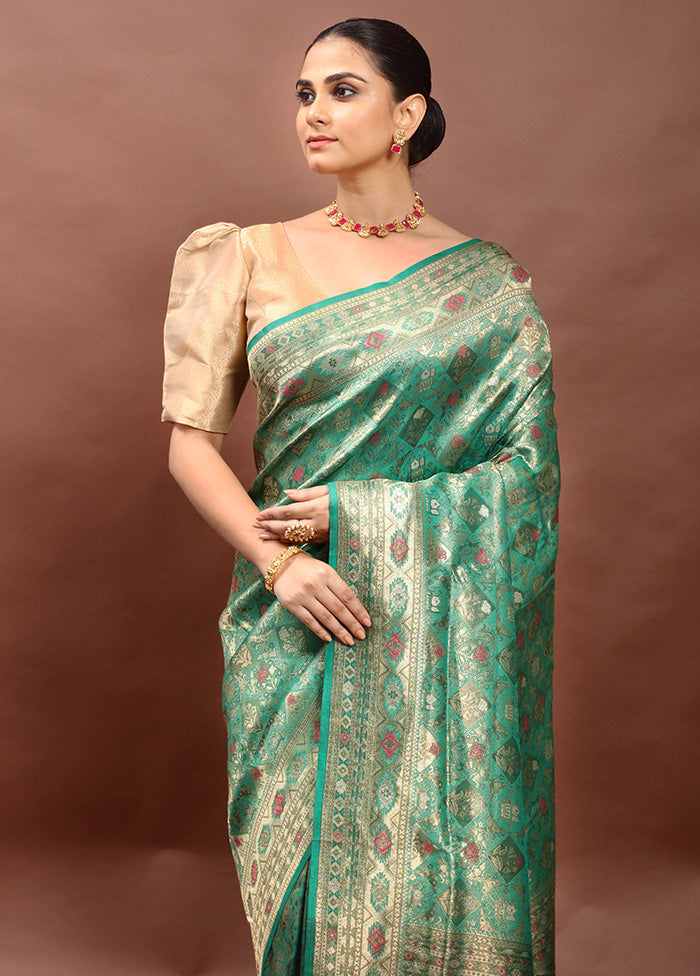 Green Dupion Silk Saree With Blouse Piece