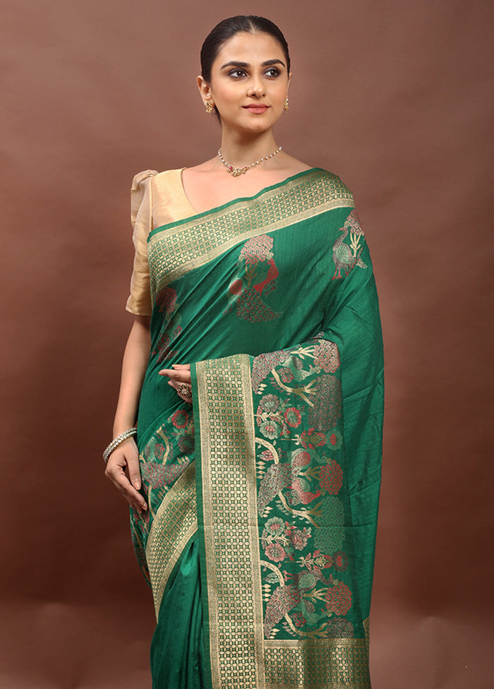 Green Dupion Silk Saree With Blouse Piece