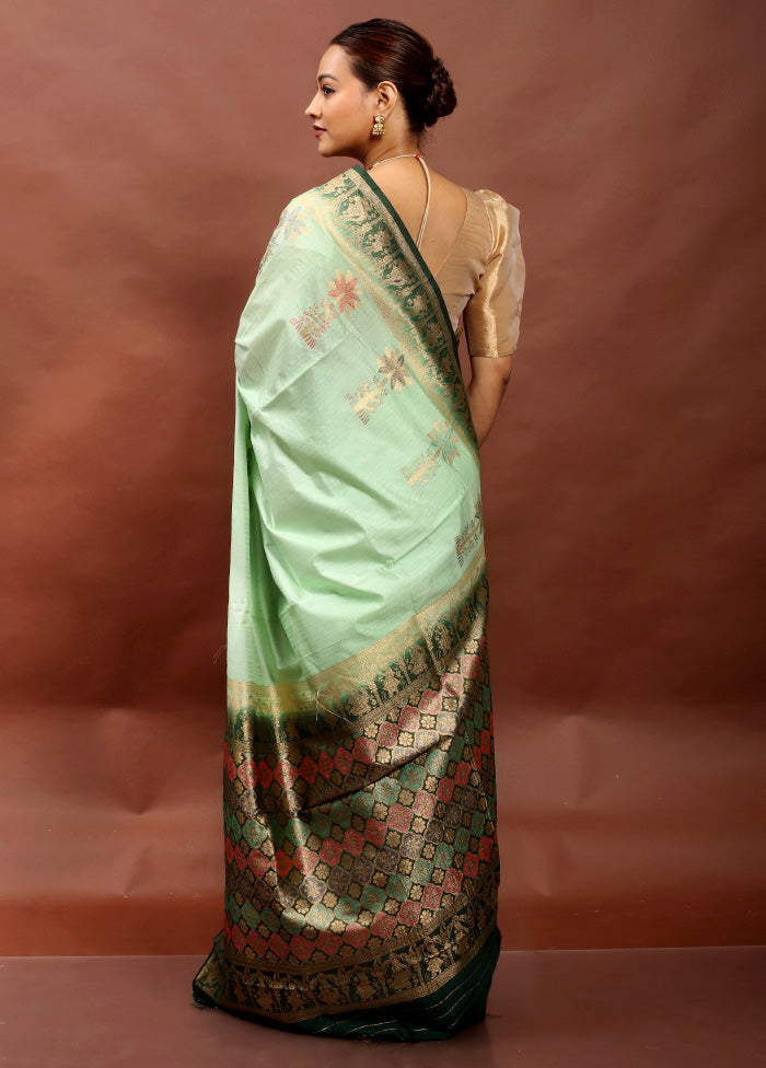 Green Dupion Silk Saree With Blouse Piece