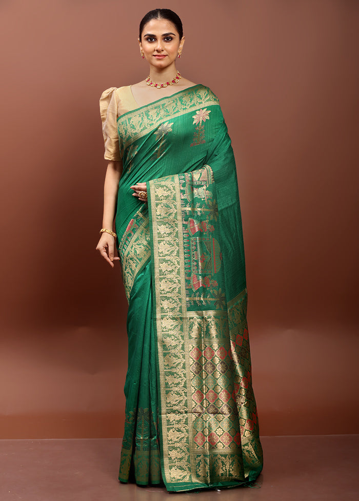 Green Dupion Silk Saree With Blouse Piece