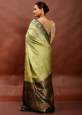 Green Dupion Silk Saree With Blouse Piece