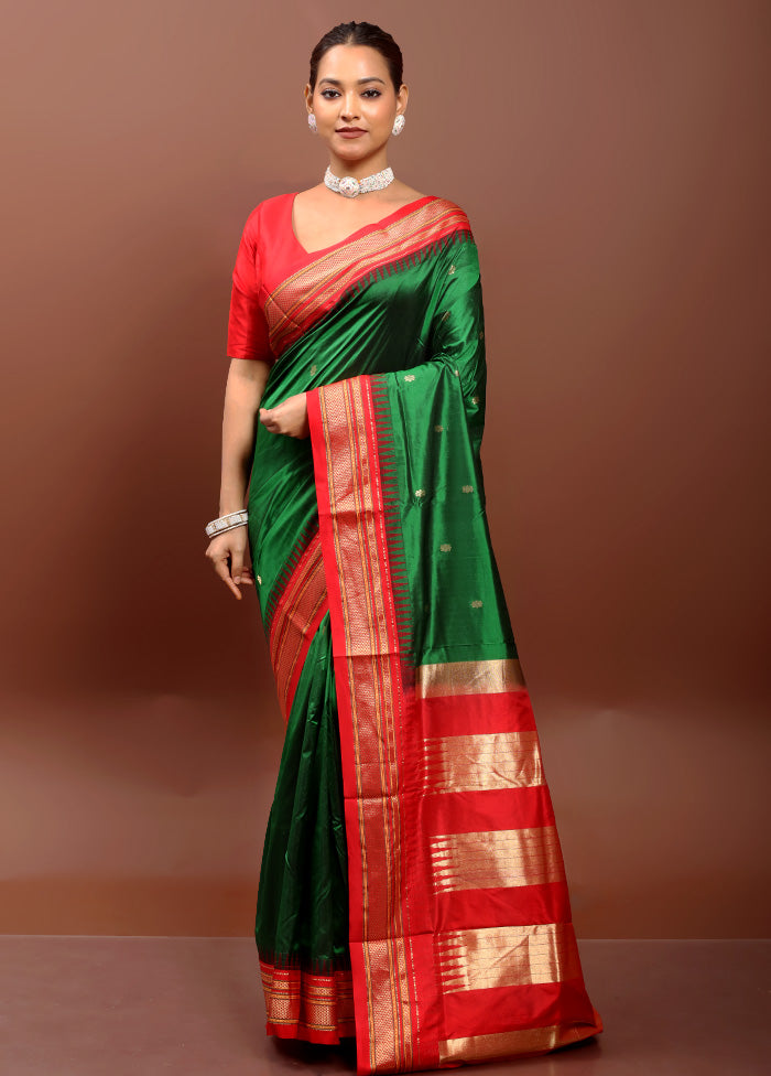 Green Handloom Kanjivaram Pure Silk Saree With Blouse Piece