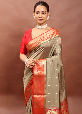 Grey Kanjivaram Silk Saree With Blouse Piece