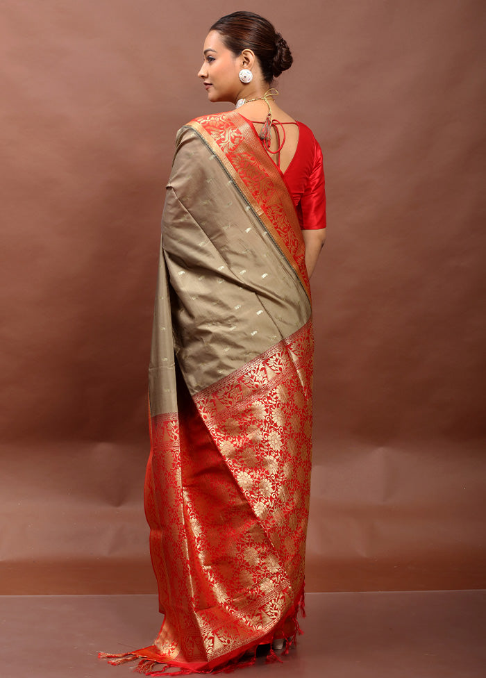 Grey Kanjivaram Silk Saree With Blouse Piece