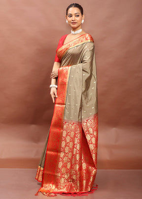 Grey Kanjivaram Silk Saree With Blouse Piece