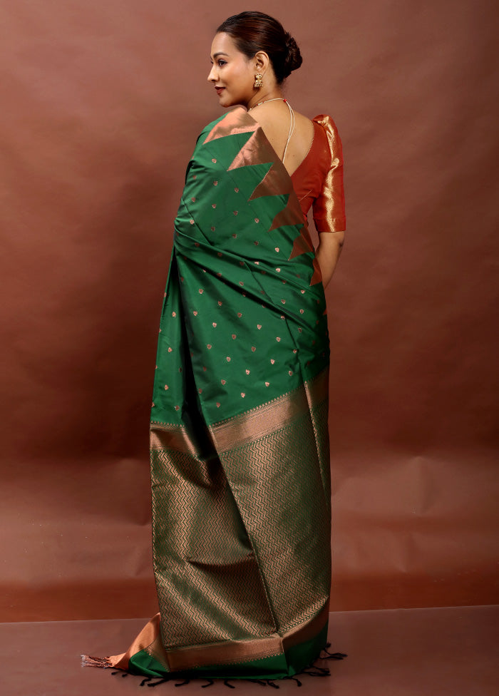 Green Kanjivaram Silk Saree With Blouse Piece