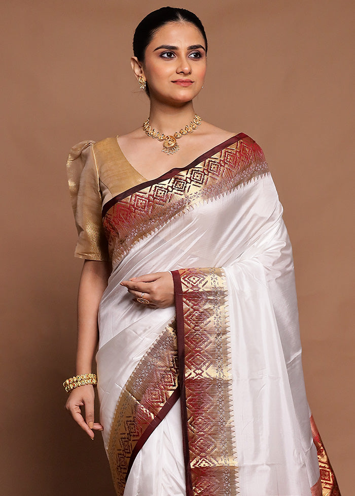 White Handloom Kanjivaram Pure Silk Saree With Blouse Piece