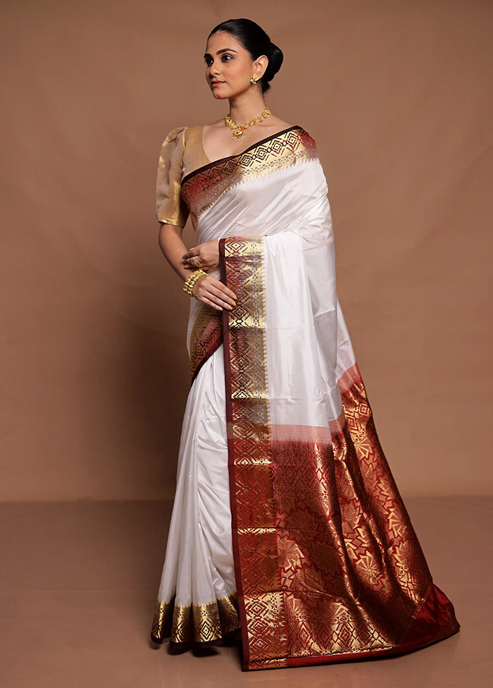 White Handloom Kanjivaram Pure Silk Saree With Blouse Piece