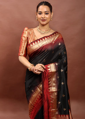 Black Handloom Kanjivaram Pure Silk Saree With Blouse Piece