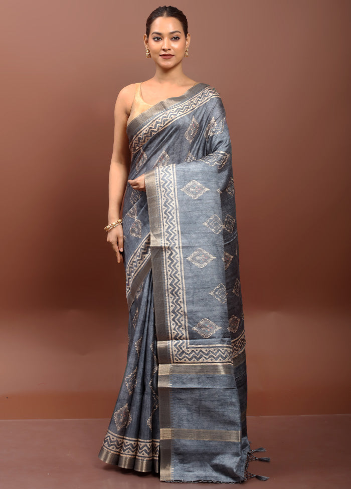 Grey Tussar Silk Saree With Blouse Piece