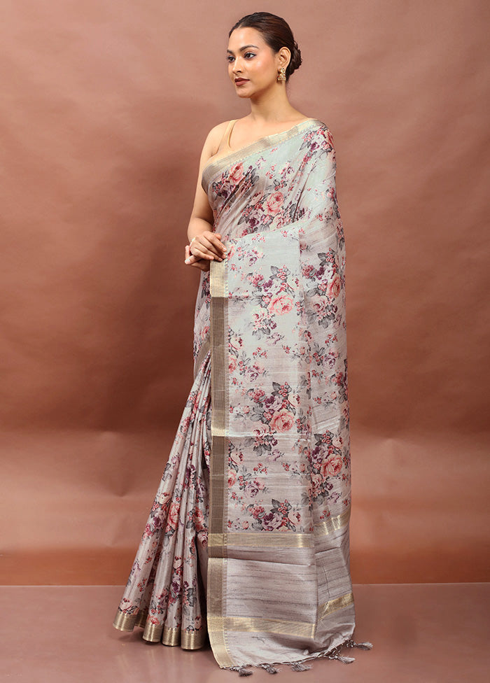 Cream Tussar Silk Saree With Blouse Piece