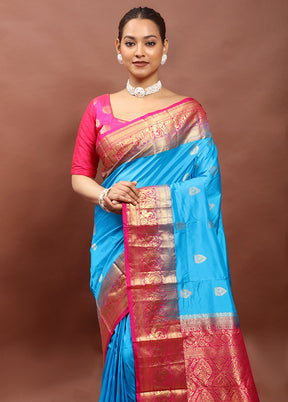 Blue Handloom Kanjivaram Pure Silk Saree With Blouse Piece