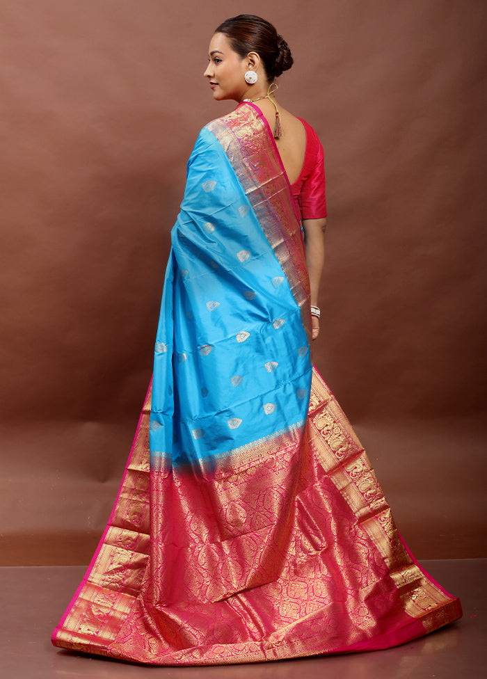 Blue Handloom Kanjivaram Pure Silk Saree With Blouse Piece