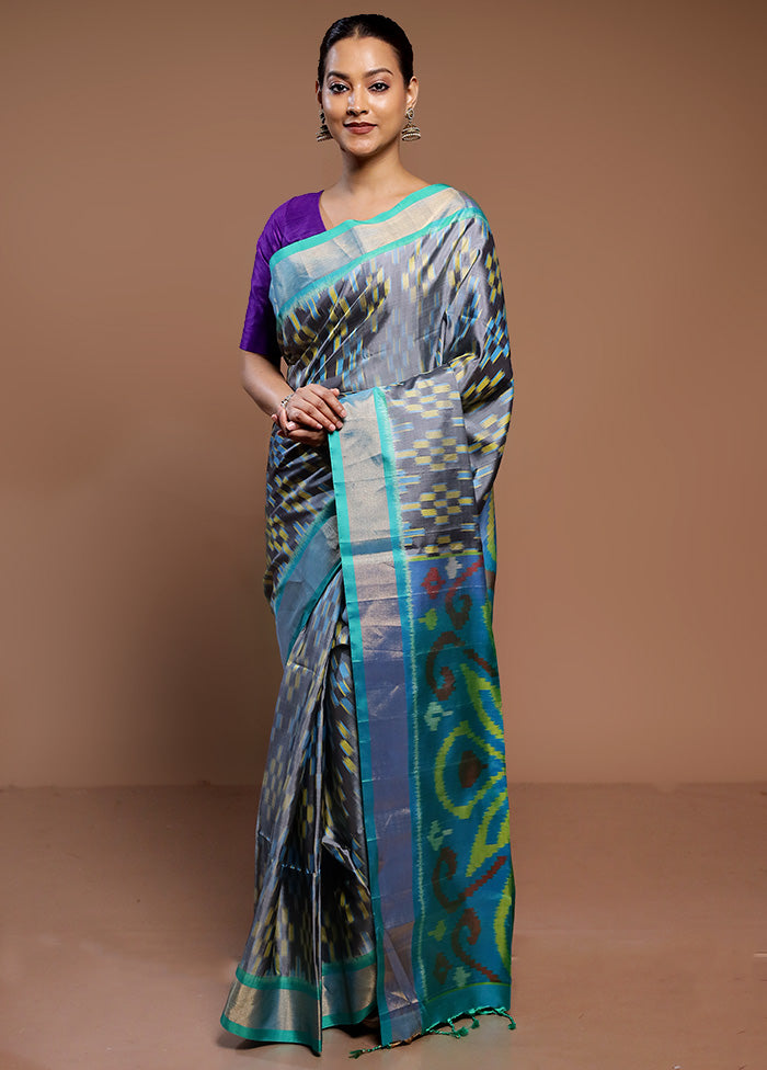 Grey Handloom Kanchipuram Pure Silk Saree With Blouse Piece