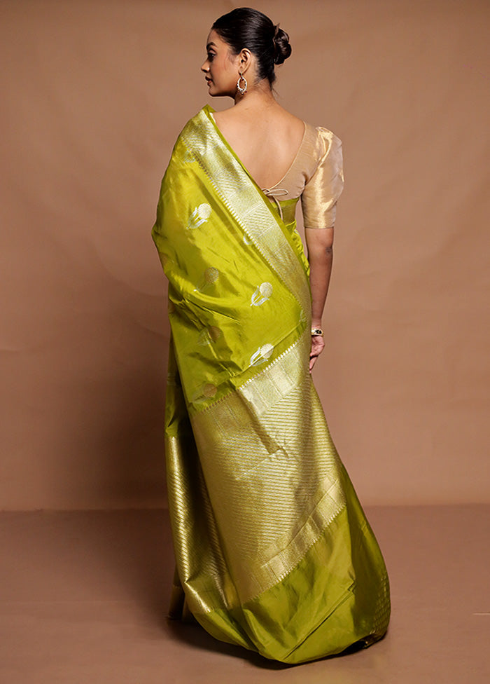 Green Dupion Silk Saree With Blouse Piece