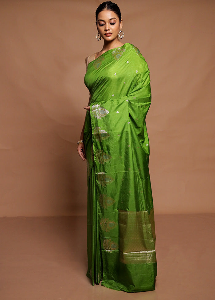 Green Dupion Silk Saree With Blouse Piece