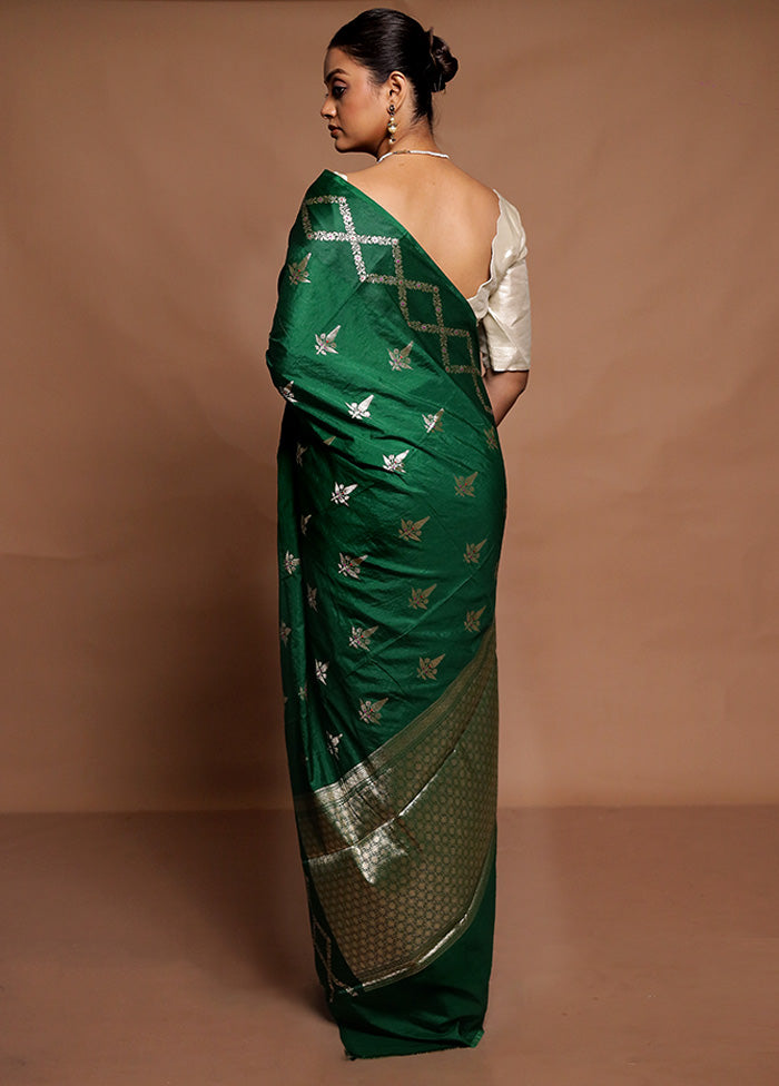 Green Dupion Silk Saree With Blouse Piece