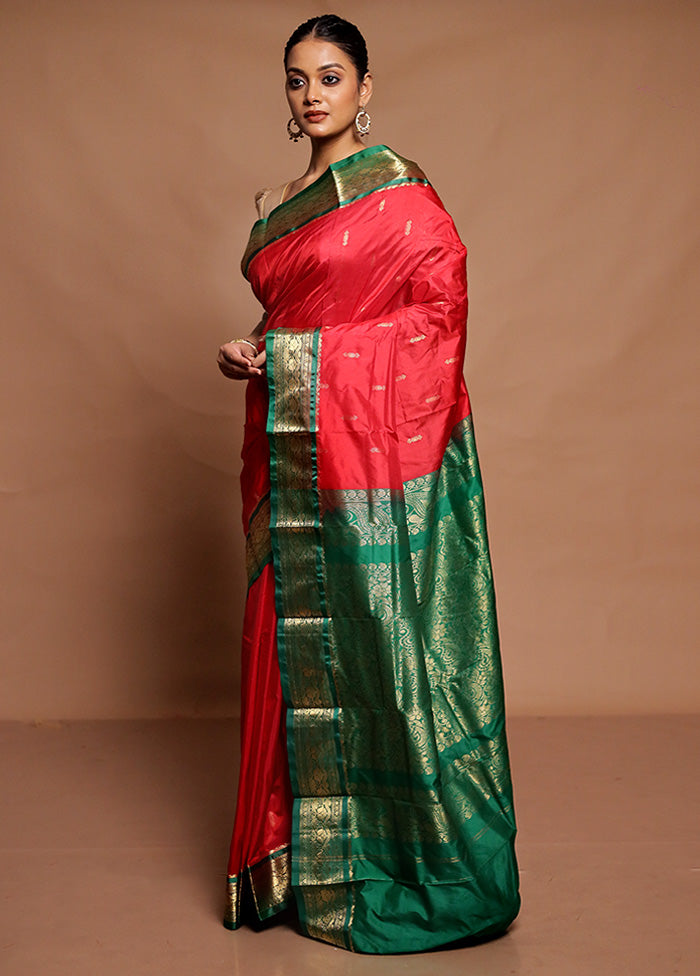 Red Handloom Kanjivaram Pure Silk Saree With Blouse Piece