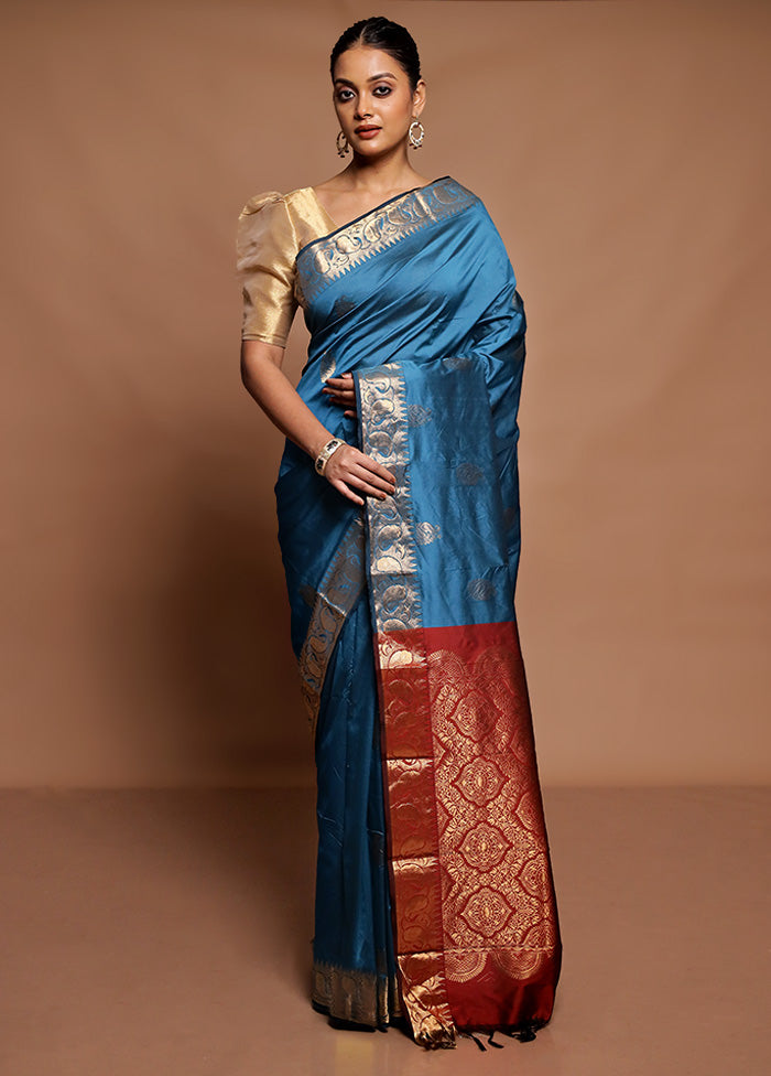 Blue Kanjivaram Silk Saree With Blouse Piece