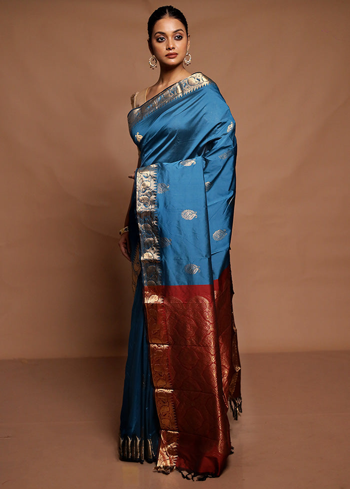 Blue Kanjivaram Silk Saree With Blouse Piece