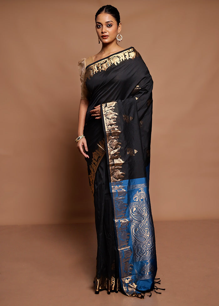 Black Kanjivaram Silk Saree With Blouse Piece