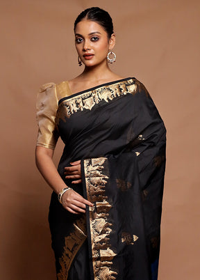 Black Kanjivaram Silk Saree With Blouse Piece