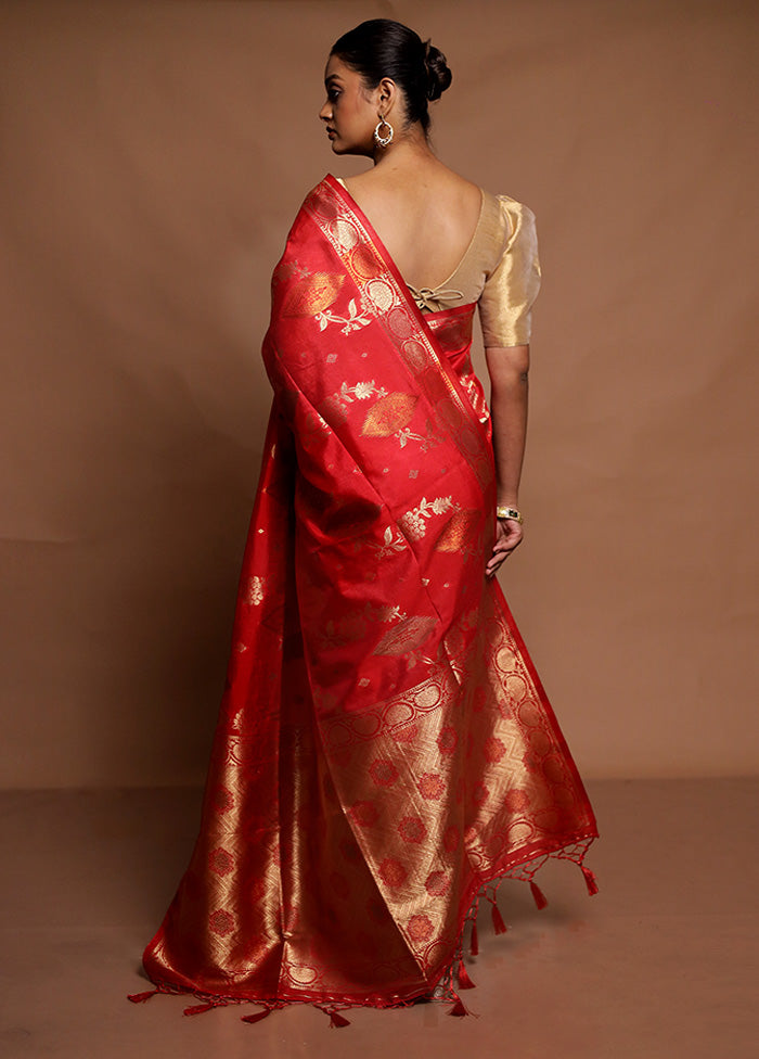 Red Dupion Silk Saree With Blouse Piece