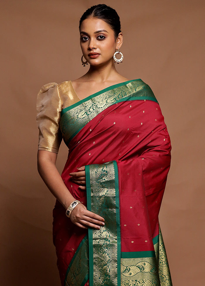 Magenta Kanjivaram Silk Saree With Blouse Piece