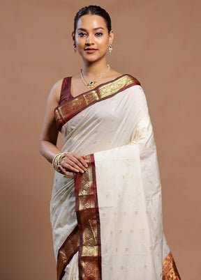 White Kanjivaram Silk Saree With Blouse Piece