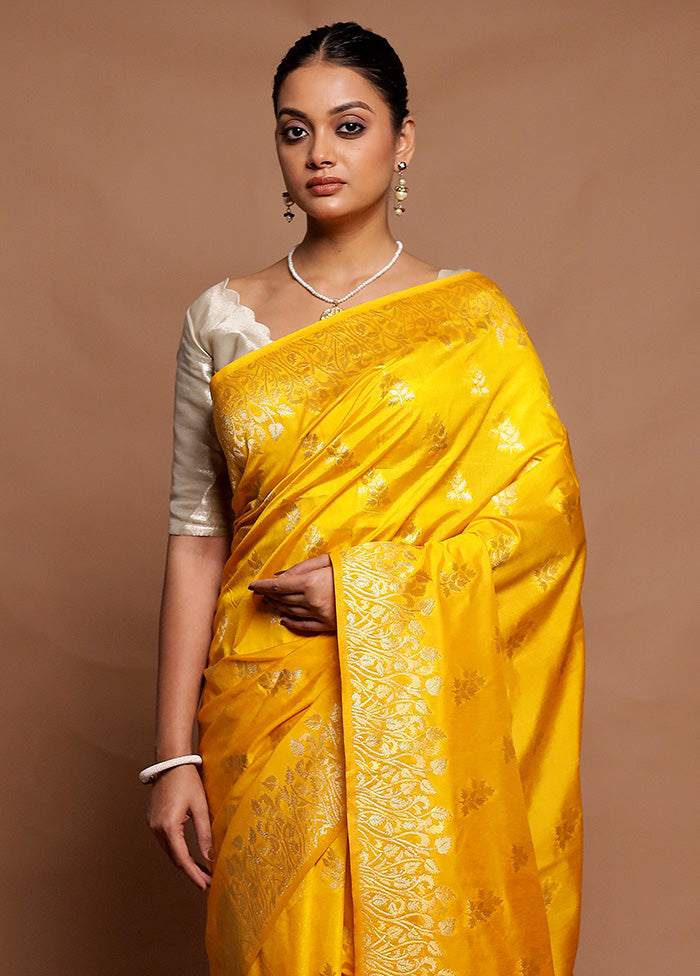 Yellow Dupion Silk Saree With Blouse Piece