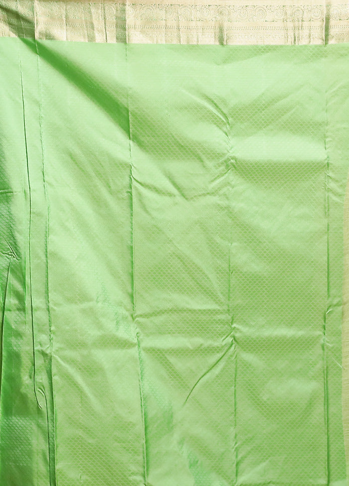 Green Handloom Kanchipuram Pure Silk Saree With Blouse Piece