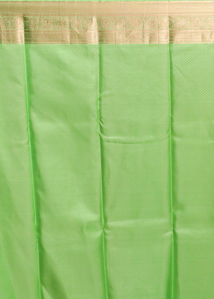 Green Handloom Kanchipuram Pure Silk Saree With Blouse Piece