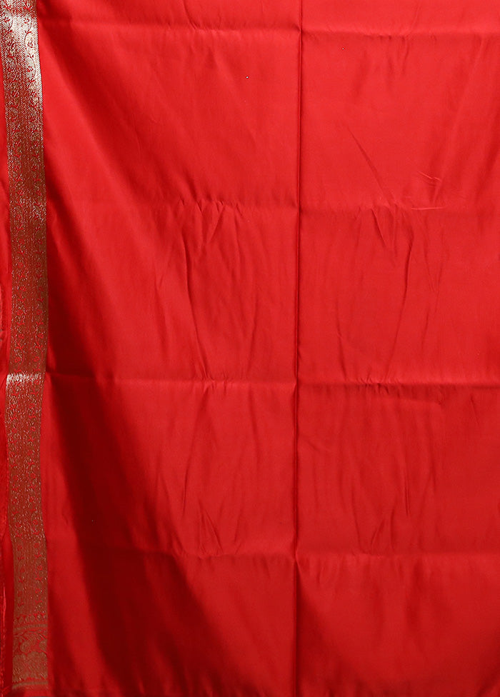 Red Banarasi Silk Saree With Blouse Piece