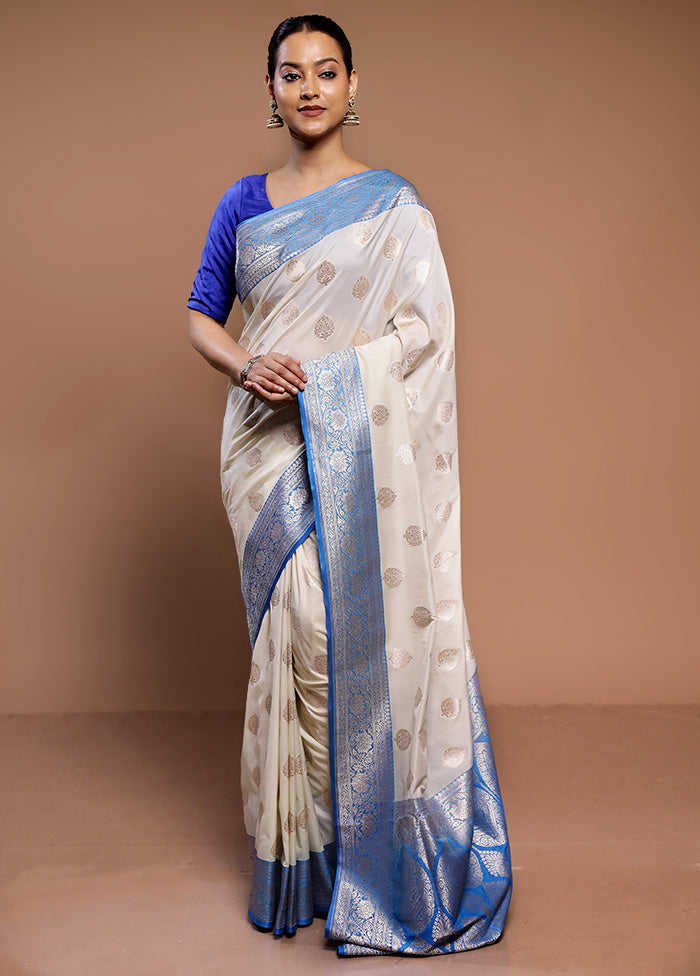 White Uppada Silk Saree With Blouse Piece