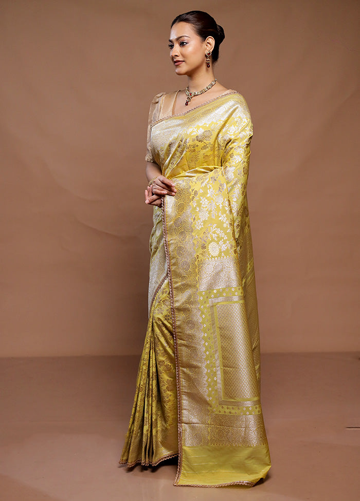 Yellow Uppada Silk Saree With Blouse Piece