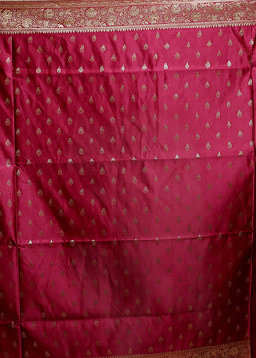 Wine Banarasi Silk Saree With Blouse Piece