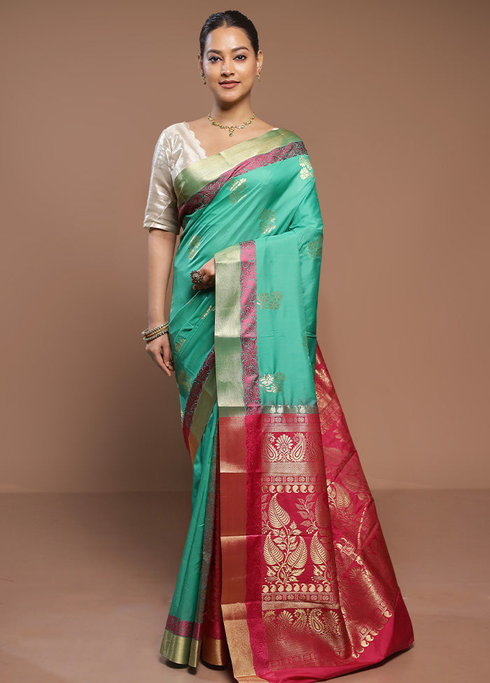 Green Kanjivaram Silk Saree With Blouse Piece