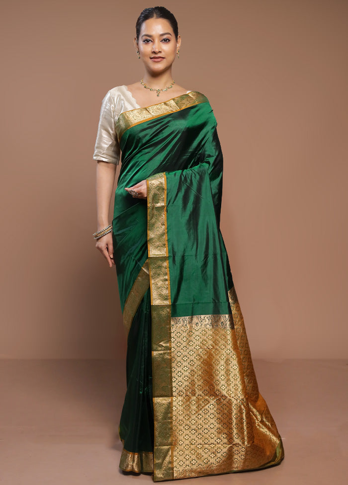 Green Handloom Kanjivaram Pure Silk Saree With Blouse Piece