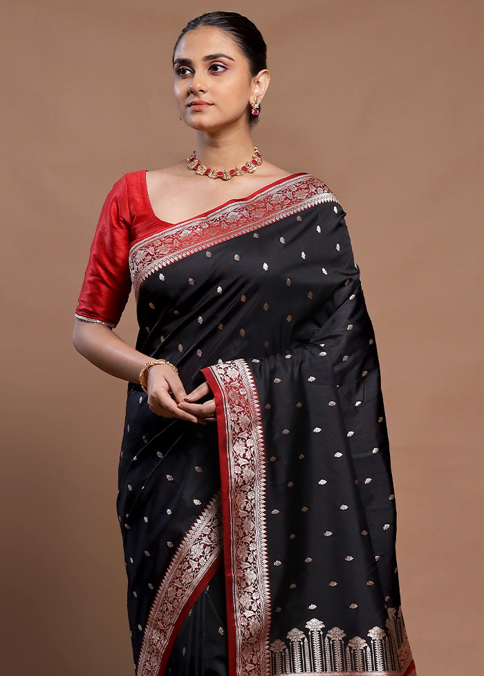 Black Katan Silk Saree With Blouse Piece