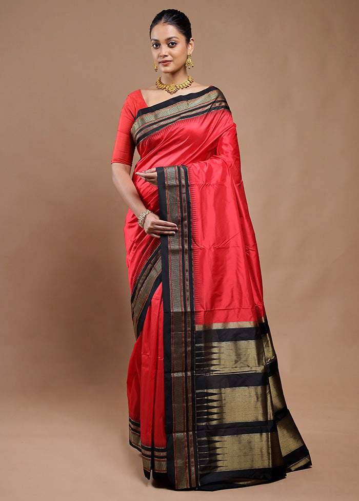 Red Handloom Kanjivaram Pure Silk Saree With Blouse Piece